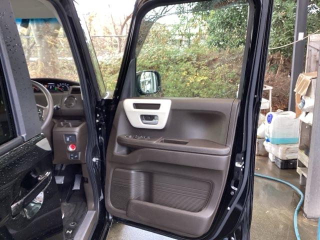 Ｎ－ＢＯＸ Ｌ　純正ナビ　フルセグ　リアカメラ　衝突回避支援ブレーキ　Ｉ－ＳＴＯＰ　クリソナ　ドラレコ付　ＰＷ　パワステ　Ｓヒーター　スマ－トキ－　Ｂカメ　地デジＴＶ　ナビ＆ＴＶ　横滑り防止　ＥＴＣ車載器　ＤＶＤ（51枚目）