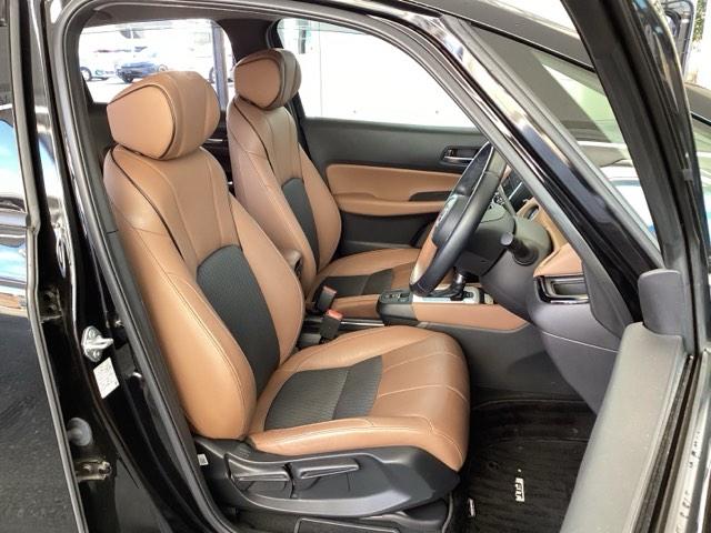 フィット リュクス　純正メモリーナビ　本革シート　ドラレコ　Ｂカメ　サイドエアバッグ　衝突軽減ブレーキ　クルーズコントロール　前席シートヒーター　ドライブレコーダー　パワステ　ＬＥＤヘッドライト　エアコン　ＡＢＳ　イモビ（16枚目）