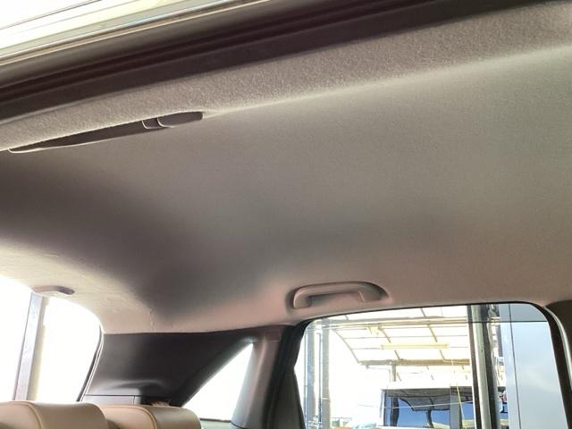 フィット リュクス　純正メモリーナビ　本革シート　ドラレコ　Ｂカメ　サイドエアバッグ　衝突軽減ブレーキ　クルーズコントロール　前席シートヒーター　ドライブレコーダー　パワステ　ＬＥＤヘッドライト　エアコン　ＡＢＳ　イモビ（57枚目）