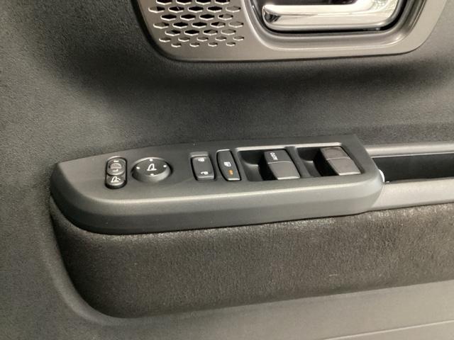 Ｎ－ＢＯＸカスタム ターボ　メモリーナビ　リアカメラ　シートヒーター　イモビライザー　衝突被害軽減　ベンチシート　キーフリー　Ｐセンサー　ＥＳＣ　パワステ　両席エアバック　サイドエアバッグ　ターボ車　ＵＳＢ接続　Ａライト　Ｂカメ（34枚目）