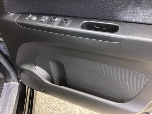 Ｎ－ＢＯＸカスタム Ｇ・Ｌパッケージ　純正ナビ　フルセグ　リアカメラ　左右パワースライド　サイドエアバック　ナビ・ＴＶ　スマキ－　フロントベンチシート　地デジＴＶ　パワーウィンドウ　盗難防止システム　オートエアコン　パワステ　ＤＶＤ再生可（48枚目）