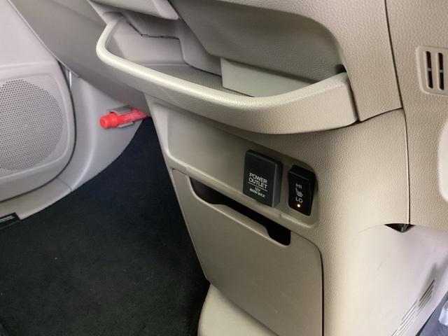 Ｎ－ＷＧＮ ＧＳＳコンフォートＬパッケージ　純正ナビ　フルセグ　リアカメラ　横滑り防止　Ｂモニ　運転席助手席エアバック　エアバッグ　ＤＶＤ再生　シ－トヒ－タ－　ＡＡＣ　スマ－トキ－　盗難防止システム　ベンチシート　キーフリー　ＡＢＳ　ナビＴＶ（15枚目）