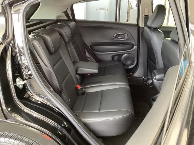 ���A�V�[�g�͍��E�A�ʁX�ɑ��ʂȃA�����W�����鎖���ł��܂��B�P�i�K�̃��N���C�j���O���o���܂��B�܂��A���A�V�[�g���ʂ𒵂ˏグ�āA�w�̍����ו��Ȃǂ�ςގ����ł��܂��B