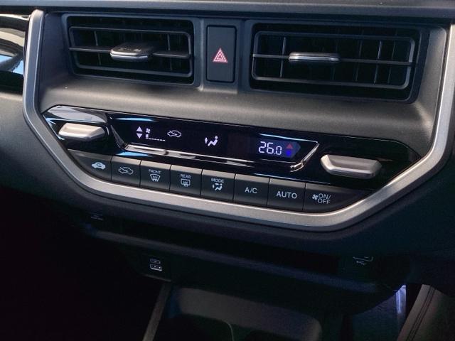 WR-V Z 純正ナビ フルセグ リアカメラ パワーウインドウ 地デジ対応 軽減ブレーキ ETC装備 クリソナ 横滑防止装置 キーフリー アイドリングストップ セキュリティー エアコン サイドエアバッグ ABS(13枚目)