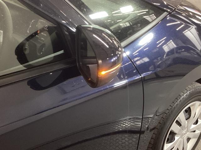 フィット ホーム　純正ナビ　フルセグ　リアカメラ　カーテンエアバック　サポカー　ＬＥＤヘットライト　オートクルーズ　前後障害物センサー　横滑り防止機能　アイドリングストップ　ＥＴＣ車載器　イモビ　ＵＳＢ　Ｗエアバック（28枚目）