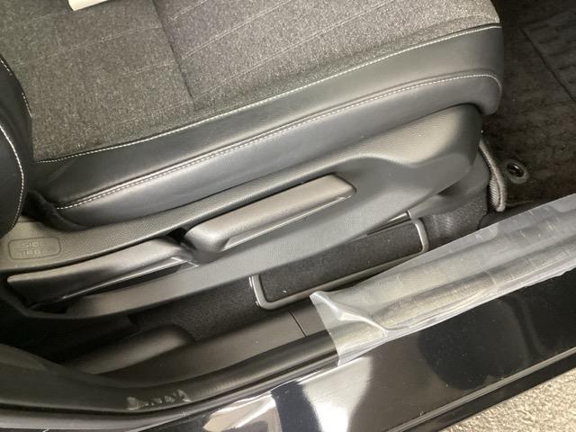 フィット ホーム　純正ナビ　フルセグ　リアカメラ　カーテンエアバック　サポカー　ＬＥＤヘットライト　オートクルーズ　前後障害物センサー　横滑り防止機能　アイドリングストップ　ＥＴＣ車載器　イモビ　ＵＳＢ　Ｗエアバック（45枚目）