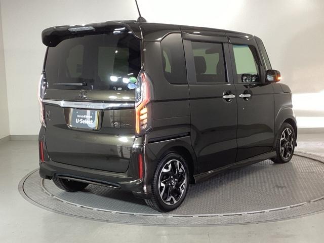 Ｎ－ＢＯＸカスタム Ｇ・Ｌターボホンダセンシング　純正ナビ　フルセグ　リアカメラ　ターボ付　横滑り防止機能　ＥＴＣ搭載　ＬＥＤヘットライト　エアロ　ＡＢＳ　地デジ　ＤＶＤ視聴可能　ドライブレコーダ　セキュリティアラーム　ナビＴＶ付　ＵＳＢ　エアバッグ（8枚目）