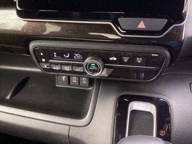 Ｎ－ＢＯＸカスタム Ｇ・Ｌターボホンダセンシング　純正ナビ　フルセグ　リアカメラ　ターボ付　横滑り防止機能　ＥＴＣ搭載　ＬＥＤヘットライト　エアロ　ＡＢＳ　地デジ　ＤＶＤ視聴可能　ドライブレコーダ　セキュリティアラーム　ナビＴＶ付　ＵＳＢ　エアバッグ（13枚目）