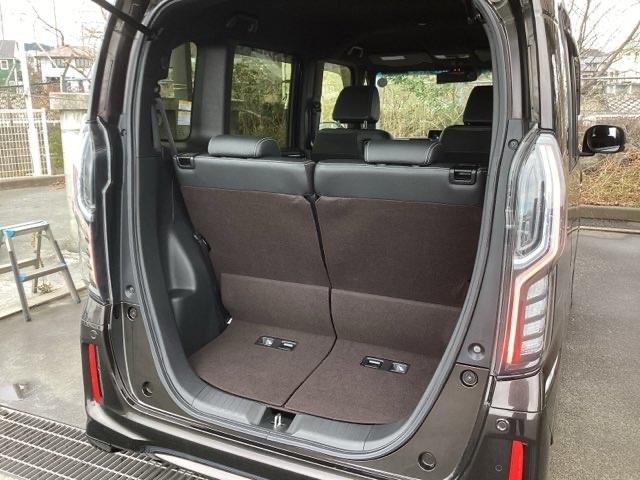 Ｎ－ＢＯＸカスタム Ｇ・Ｌターボホンダセンシング　純正ナビ　フルセグ　リアカメラ　ターボ付　横滑り防止機能　ＥＴＣ搭載　ＬＥＤヘットライト　エアロ　ＡＢＳ　地デジ　ＤＶＤ視聴可能　ドライブレコーダ　セキュリティアラーム　ナビＴＶ付　ＵＳＢ　エアバッグ（21枚目）