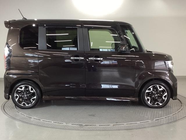 Ｎ－ＢＯＸカスタム Ｇ・Ｌターボホンダセンシング　純正ナビ　フルセグ　リアカメラ　ターボ付　横滑り防止機能　ＥＴＣ搭載　ＬＥＤヘットライト　エアロ　ＡＢＳ　地デジ　ＤＶＤ視聴可能　ドライブレコーダ　セキュリティアラーム　ナビＴＶ付　ＵＳＢ　エアバッグ（31枚目）