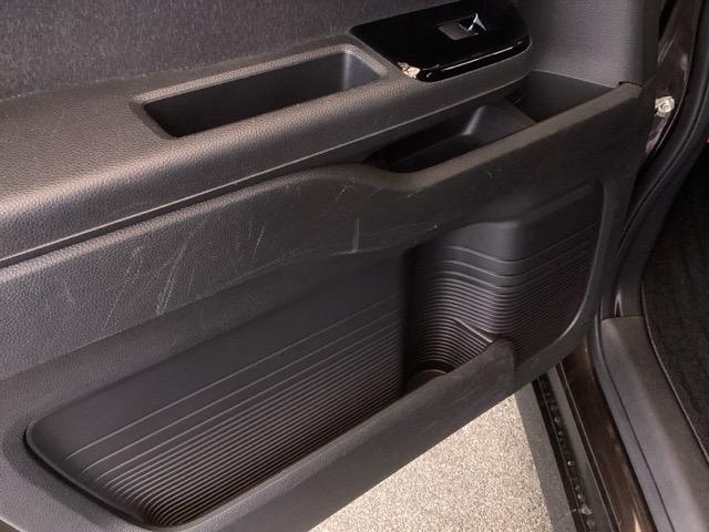 Ｎ－ＢＯＸカスタム Ｇ・Ｌターボホンダセンシング　純正ナビ　フルセグ　リアカメラ　ターボ付　横滑り防止機能　ＥＴＣ搭載　ＬＥＤヘットライト　エアロ　ＡＢＳ　地デジ　ＤＶＤ視聴可能　ドライブレコーダ　セキュリティアラーム　ナビＴＶ付　ＵＳＢ　エアバッグ（38枚目）