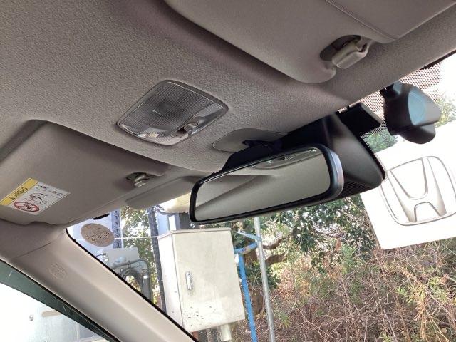 �g���������Z���V���O���ځI�~���g���[�_�[�ƒP��J�����ŁA�N���}�̑O���̏󋵂�F���B�u���[�L��X�e�A�����O�̐���Z�p�Ƌ������A���S�E���K�ȉ^�]�⎖�̉�����x�������i�̃V�X�e���ł��I