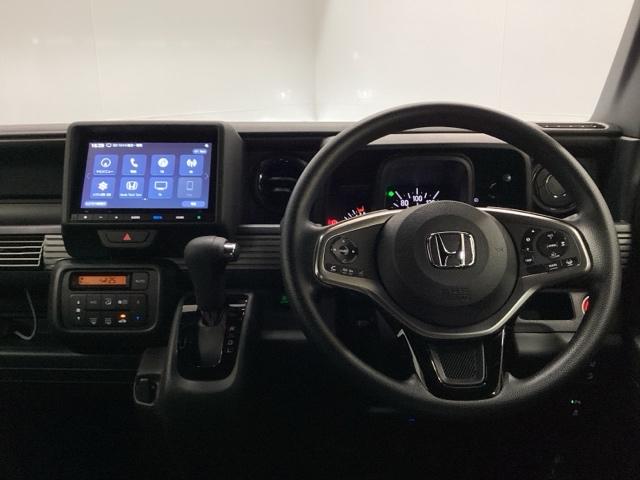 ��ɂȂ��ފ��o�̃X�e�A�����O�ł��B�����S�n�A�f�U�C�����A���쐫�ɂ���������A�C�e���ł��B