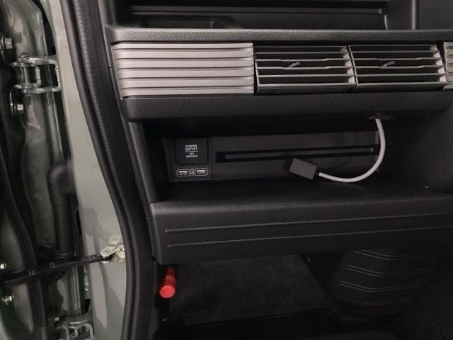 �t�r�a�`���[�W���[���ځB�X�}�[�g�t�H���Ȃǂ̏[�d�ɂƂ��Ă��֗��ł��B