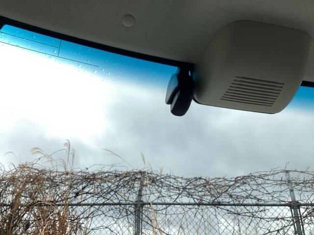 Ｎ－ＢＯＸ Ｇ・Ｌホンダセンシング　ドラレコ　ナビ　Ｒカメラ　ブルートゥース　ベンチＳ　記録簿付き　スマートキープッシュスタート　Ｄレコ　両側スライド片側電動　ＤＶＤ可　ＰＳ　Ｓヒーター　ＵＳＢ接続　キーフリー　フルセグＴＶ　ＬＥＤ（11枚目）