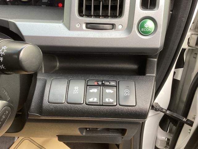 �p���[�X���C�h�h�A�̊J�̓X�}�[�g�L�[�̃����R����h�A�m�u�͖ܘ_�A�^�]�ȑ��̃X�C�b�`����ł��J���ł��A���S�E�ȒP�ł��B