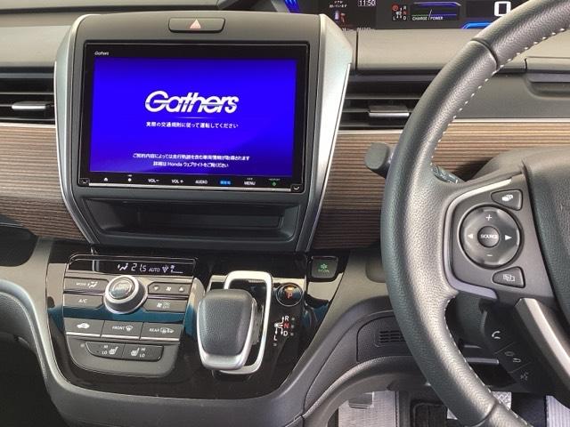 フリードハイブリッド ハイブリッド・クロスターホンダセンシング　純正メモリーナビ　両側電動スライドドア　バックモニター　シートヒータ　クルーズコントロール　ＵＳＢ入力　ＬＥＤヘッドランプ　地デジフルセグ　ＶＳＡ　ＤＶＤ再生　盗難防止　記録簿　アイドリングストップ（3枚目）