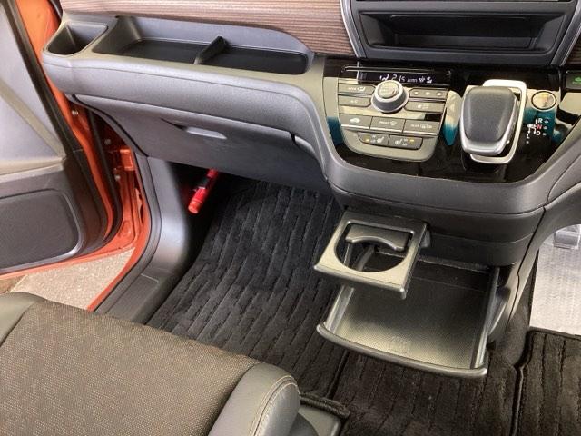 フリードハイブリッド ハイブリッド・クロスターホンダセンシング　純正メモリーナビ　両側電動スライドドア　バックモニター　シートヒータ　クルーズコントロール　ＵＳＢ入力　ＬＥＤヘッドランプ　地デジフルセグ　ＶＳＡ　ＤＶＤ再生　盗難防止　記録簿　アイドリングストップ（44枚目）