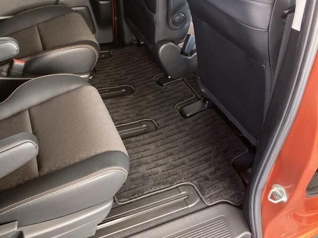 フリードハイブリッド ハイブリッド・クロスターホンダセンシング　純正メモリーナビ　両側電動スライドドア　バックモニター　シートヒータ　クルーズコントロール　ＵＳＢ入力　ＬＥＤヘッドランプ　地デジフルセグ　ＶＳＡ　ＤＶＤ再生　盗難防止　記録簿　アイドリングストップ（64枚目）