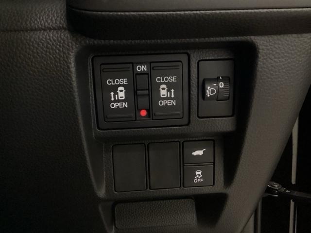 �J���Ŋ���₷���H�ʂȂǂŉ����肪�����������A�u���[�L�ƃG���W���o�͂������I�ɃR���g���[�����A�D�ꂽ�ԗ����萫���������܂��B