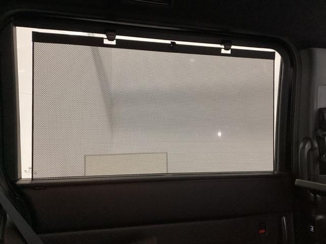 ���[���T���V�F�C�h�́A���z����h���̂ŗ�[�̌�����ǂ�������ʂ������ł��B�G�A�R�����T���߂ɂ���ΔR�����������߂܂���B