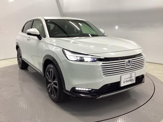 ヴェゼル ｅ：ＨＥＶＺ　メモリーナビ　ＥＴＣ　リアカメラ　シートヒーター　Ｓヒータ　地デジフルセグＴＶ　電動テールゲート　サイドエアバッグ　後カメラ　前後障害物センサー　横滑防止装置　エアコン　ＬＥＤヘットライト　パワステ（7枚目）