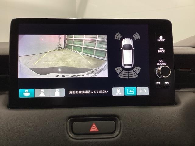 ヴェゼル ｅ：ＨＥＶＺ　メモリーナビ　ＥＴＣ　リアカメラ　シートヒーター　Ｓヒータ　地デジフルセグＴＶ　電動テールゲート　サイドエアバッグ　後カメラ　前後障害物センサー　横滑防止装置　エアコン　ＬＥＤヘットライト　パワステ（11枚目）