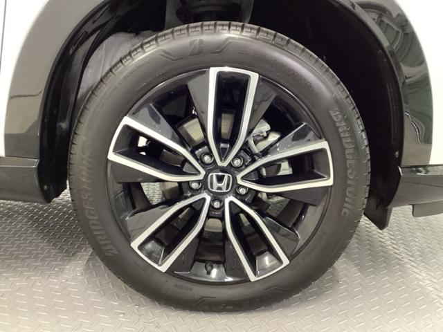 ヴェゼル ｅ：ＨＥＶＺ　メモリーナビ　ＥＴＣ　リアカメラ　シートヒーター　Ｓヒータ　地デジフルセグＴＶ　電動テールゲート　サイドエアバッグ　後カメラ　前後障害物センサー　横滑防止装置　エアコン　ＬＥＤヘットライト　パワステ（19枚目）