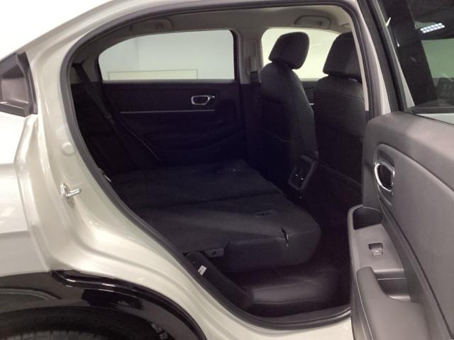 ヴェゼル ｅ：ＨＥＶＺ　メモリーナビ　ＥＴＣ　リアカメラ　シートヒーター　Ｓヒータ　地デジフルセグＴＶ　電動テールゲート　サイドエアバッグ　後カメラ　前後障害物センサー　横滑防止装置　エアコン　ＬＥＤヘットライト　パワステ（26枚目）