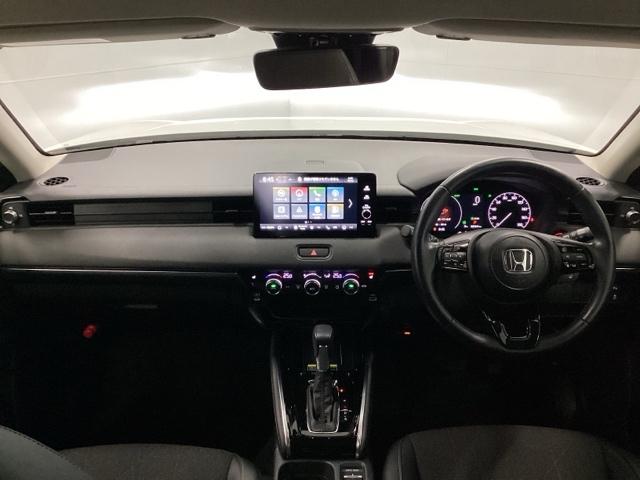 ヴェゼル ｅ：ＨＥＶＺ　メモリーナビ　ＥＴＣ　リアカメラ　シートヒーター　Ｓヒータ　地デジフルセグＴＶ　電動テールゲート　サイドエアバッグ　後カメラ　前後障害物センサー　横滑防止装置　エアコン　ＬＥＤヘットライト　パワステ（31枚目）