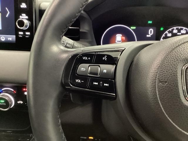 ヴェゼル ｅ：ＨＥＶＺ　メモリーナビ　ＥＴＣ　リアカメラ　シートヒーター　Ｓヒータ　地デジフルセグＴＶ　電動テールゲート　サイドエアバッグ　後カメラ　前後障害物センサー　横滑防止装置　エアコン　ＬＥＤヘットライト　パワステ（38枚目）