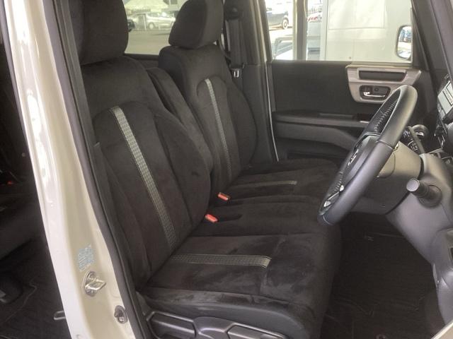 Ｎ－ＢＯＸカスタム Ｌスタイル＋ブラック　純正ナビ　フルセグ　リアカメラ　シティブレーキアクティブシステム　パワステ　シ－トヒ－タ－　ＡＢＳ　ナビ＆ＴＶ　オートエアコン　クルコン　横滑防止　ＬＥＤランプ　サイドエアバッグ　盗難防止装置（19枚目）