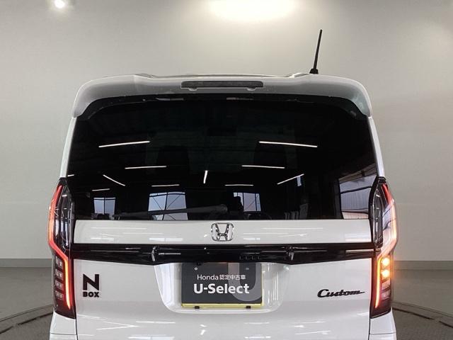 Ｎ－ＢＯＸカスタム Ｌスタイル＋ブラック　純正ナビ　フルセグ　リアカメラ　シティブレーキアクティブシステム　パワステ　シ－トヒ－タ－　ＡＢＳ　ナビ＆ＴＶ　オートエアコン　クルコン　横滑防止　ＬＥＤランプ　サイドエアバッグ　盗難防止装置（31枚目）