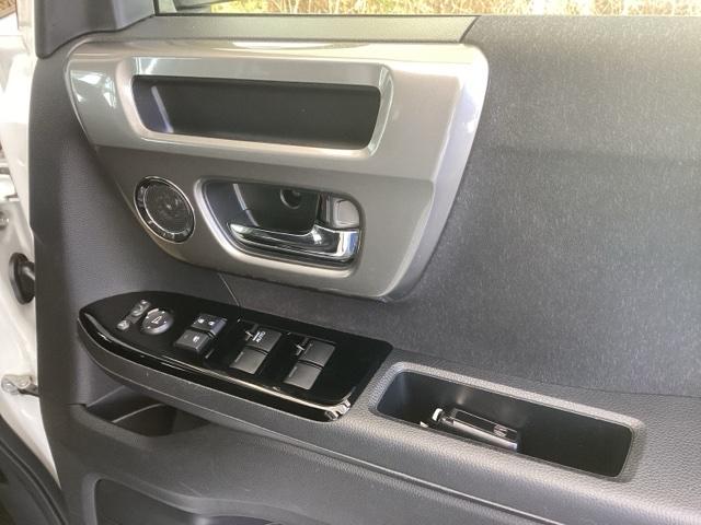 Ｎ－ＢＯＸカスタム Ｌスタイル＋ブラック　純正ナビ　フルセグ　リアカメラ　シティブレーキアクティブシステム　パワステ　シ－トヒ－タ－　ＡＢＳ　ナビ＆ＴＶ　オートエアコン　クルコン　横滑防止　ＬＥＤランプ　サイドエアバッグ　盗難防止装置（47枚目）