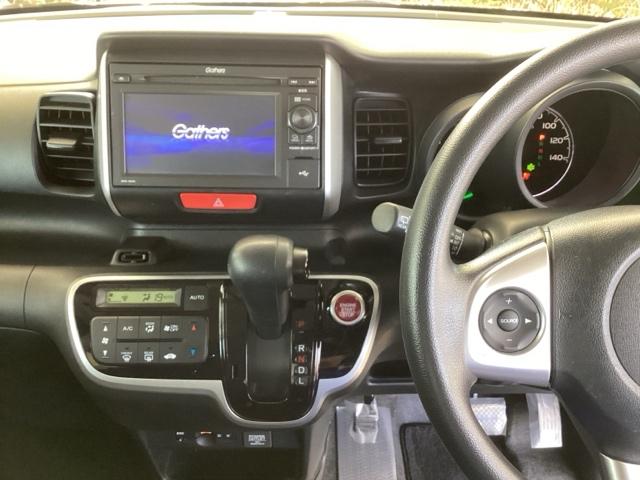 Ｎ－ＢＯＸ Ｇ・Ｌパッケージ　純正ディスプレイオーディオ　リアカメラ　記録簿付　ＡＢＳ付き　セキュリティー　スマートキ　エアバック付　ＷＳＲＳ　キーフリ　バックカメラ付き　１セグＴＶ　パワーウィンド　ＡＣ　フロントベンチシート（3枚目）