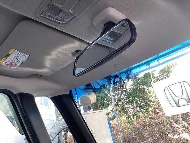 Ｎ－ＢＯＸ Ｇ・Ｌパッケージ　純正ディスプレイオーディオ　リアカメラ　記録簿付　ＡＢＳ付き　セキュリティー　スマートキ　エアバック付　ＷＳＲＳ　キーフリ　バックカメラ付き　１セグＴＶ　パワーウィンド　ＡＣ　フロントベンチシート（10枚目）