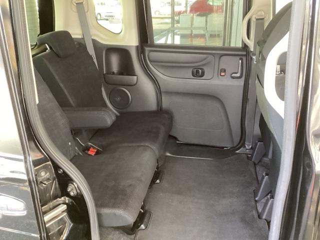 Ｎ－ＢＯＸ Ｇ・Ｌパッケージ　純正ディスプレイオーディオ　リアカメラ　記録簿付　ＡＢＳ付き　セキュリティー　スマートキ　エアバック付　ＷＳＲＳ　キーフリ　バックカメラ付き　１セグＴＶ　パワーウィンド　ＡＣ　フロントベンチシート（17枚目）