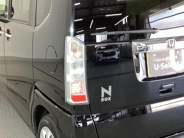 Ｎ－ＢＯＸ Ｇ・Ｌパッケージ　純正ディスプレイオーディオ　リアカメラ　記録簿付　ＡＢＳ付き　セキュリティー　スマートキ　エアバック付　ＷＳＲＳ　キーフリ　バックカメラ付き　１セグＴＶ　パワーウィンド　ＡＣ　フロントベンチシート（27枚目）