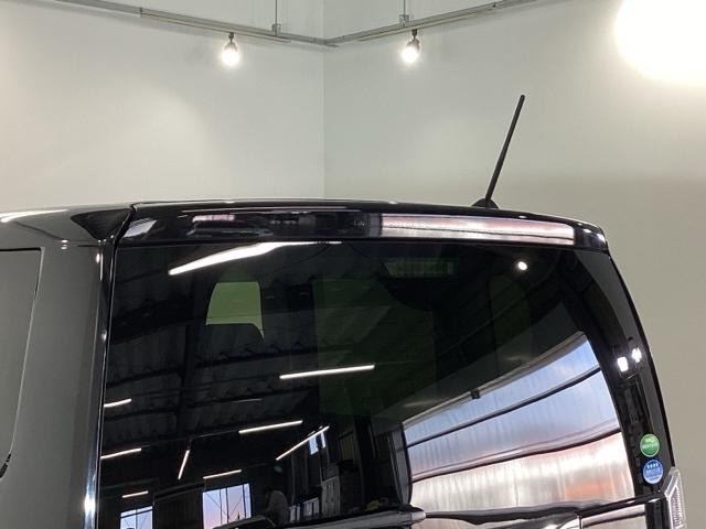 Ｎ－ＢＯＸ Ｇ・Ｌパッケージ　純正ディスプレイオーディオ　リアカメラ　記録簿付　ＡＢＳ付き　セキュリティー　スマートキ　エアバック付　ＷＳＲＳ　キーフリ　バックカメラ付き　１セグＴＶ　パワーウィンド　ＡＣ　フロントベンチシート（28枚目）