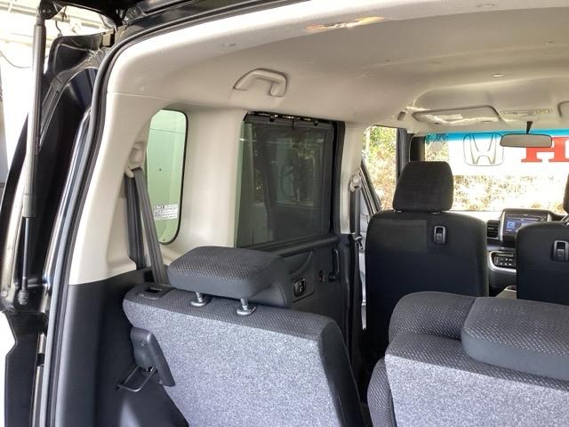 Ｎ－ＢＯＸ Ｇ・Ｌパッケージ　純正ディスプレイオーディオ　リアカメラ　記録簿付　ＡＢＳ付き　セキュリティー　スマートキ　エアバック付　ＷＳＲＳ　キーフリ　バックカメラ付き　１セグＴＶ　パワーウィンド　ＡＣ　フロントベンチシート（58枚目）