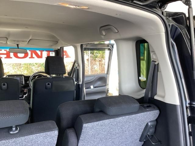 Ｎ－ＢＯＸ Ｇ・Ｌパッケージ　純正ディスプレイオーディオ　リアカメラ　記録簿付　ＡＢＳ付き　セキュリティー　スマートキ　エアバック付　ＷＳＲＳ　キーフリ　バックカメラ付き　１セグＴＶ　パワーウィンド　ＡＣ　フロントベンチシート（59枚目）