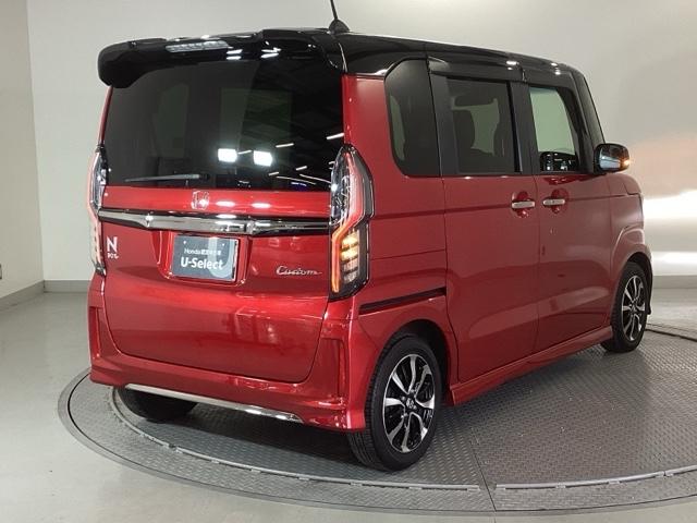 N-BOXカスタム L 純正ナビ フルセグ 2トーンカラー シートヒーター付き 助手席エアバック Bカメ ナビ・TV LED エアバッグ パワーウインドウ Aライト クルコン エアコン スマートキーPスタート USB VSA(8枚目)