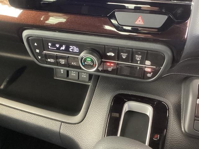 N-BOXカスタム L 純正ナビ フルセグ 2トーンカラー シートヒーター付き 助手席エアバック Bカメ ナビ・TV LED エアバッグ パワーウインドウ Aライト クルコン エアコン スマートキーPスタート USB VSA(13枚目)