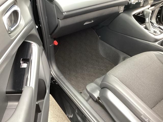 ヴェゼル e:HEVZ HondaCONNECT対応純正メモリーナビ Sヒータ 地デジフルセグTV 電動テールゲート サイドエアバッグ 後カメラ 前後障害物センサー 横滑防止装置 エアコン LEDヘットライト パワステ(25枚目)