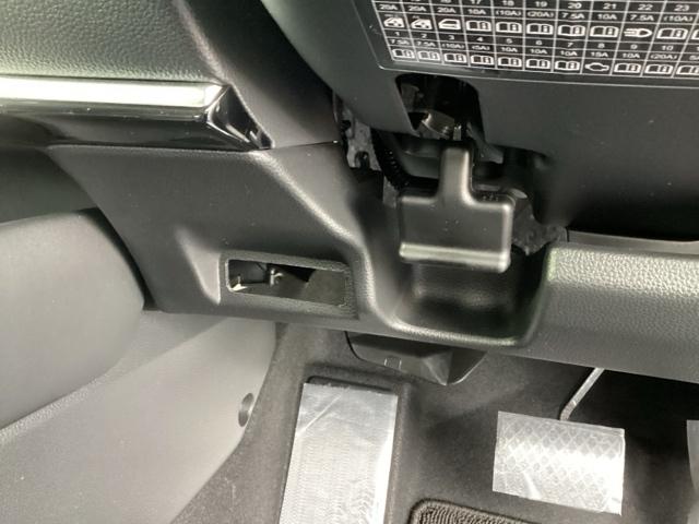 ヴェゼル e:HEVZ HondaCONNECT対応純正メモリーナビ Sヒータ 地デジフルセグTV 電動テールゲート サイドエアバッグ 後カメラ 前後障害物センサー 横滑防止装置 エアコン LEDヘットライト パワステ(31枚目)