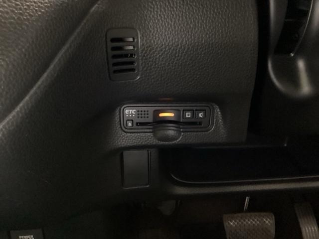 Ｎ－ＢＯＸカスタム Ｇ・Ｌターボホンダセンシング　ホンダ純正メモリーナビ　ベンチ　横滑り防止システム　整備点検記録簿　地デジフルセグ　ＴＶナビ　Ｗエアバック　サイドエアバック　エアロ　ターボ車　セキュリティアラーム　ＥＴＣ付　ＤＶＤ　ＬＥＤライト（12枚目）