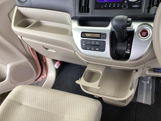 N-WGN G・Lパッケージ 純正CDコンポ オートエアコン ETC 横滑防止 盗難防止 エコアイドル AAC スマートキー キーレスエントリー USB ABS エアバック パワーウィンドウ パワーステアリング Wエアバッグ(33枚目)