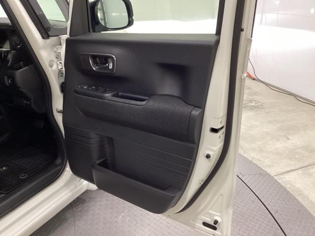 Ｎ－ＢＯＸカスタム ベースグレード　ＨｏｎｄａＣＯＮＮＥＣＴ対応純正メモリーナビ　ドラレコ　衝突軽減Ｂ　ハイビームアシスト　ＵＳＢ　フルセグテレビ　ＩＳＴＯＰ　ＬＥＤライト　Ｂカメラ　オートエアコン　ベンチＳ　前席シートヒーター　Ｓキー（37枚目）