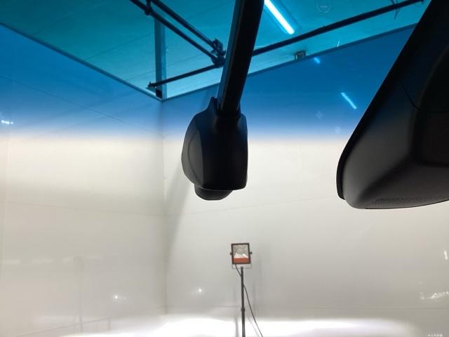 ���S�̃h���C�u���T�|�[�g����y�h�����R�z��؂ȏu�Ԃ���������L�^���A������̎��ɂ������鑕���ł��B