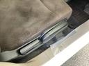 ＧＳＳコンフォートＬパッケージ　純正ナビ　フルセグ　リアカメラ　横滑り防止　Ｂモニ　運転席助手席エアバック　エアバッグ　ＤＶＤ再生　シ－トヒ－タ－　ＡＡＣ　スマ－トキ－　盗難防止システム　ベンチシート　キーフリー　ＡＢＳ　ナビＴＶ（46枚目）